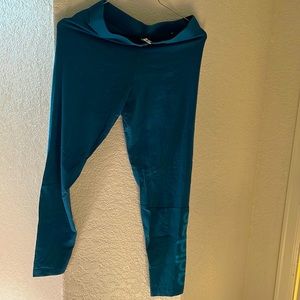 Adidas leggings size medium turquoise